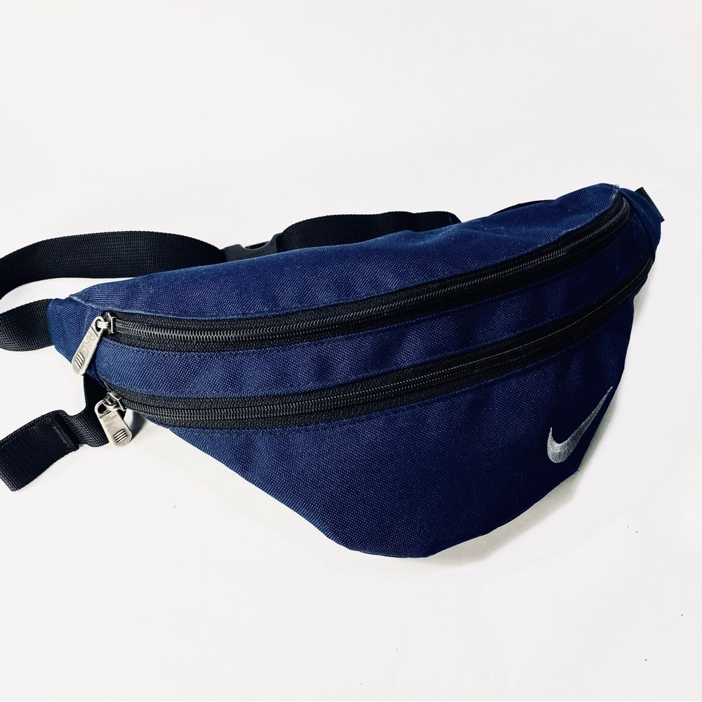 Vintage Nike Navy Blue Embroidered Logo Classic Fanny Pack Belt Bag Hip Pack